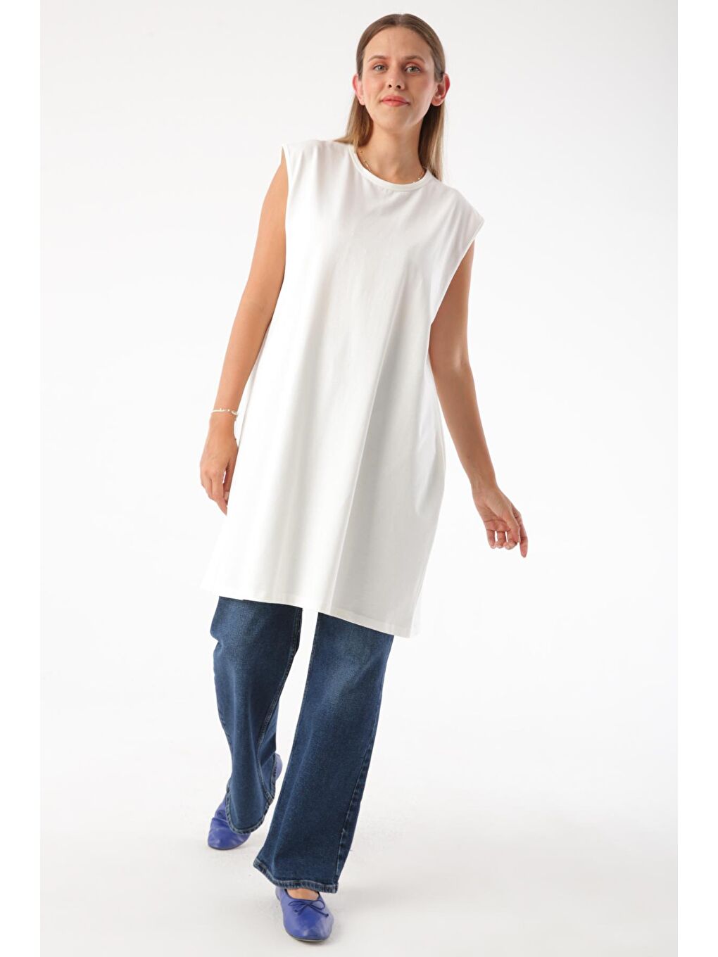 Ekru Büyük Beden Kolsuz Basic Tişört Tunik