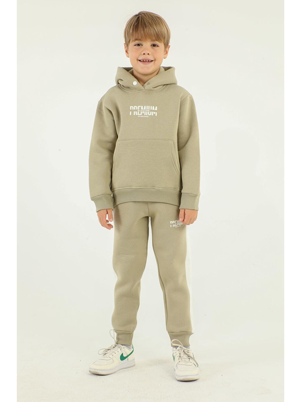 Yeşil Kapüşonlu Kargo Cepli Baskı Detaylı Erkek Çocuk Eşofman Takımı