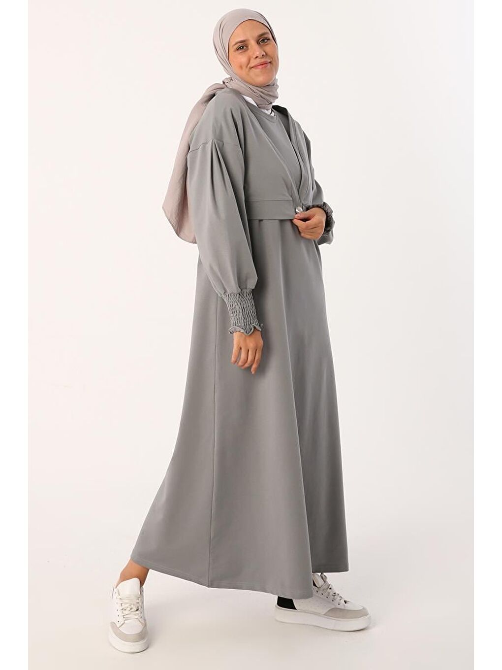 Gri-Kısa Ceketli Rahat Elbise Takım