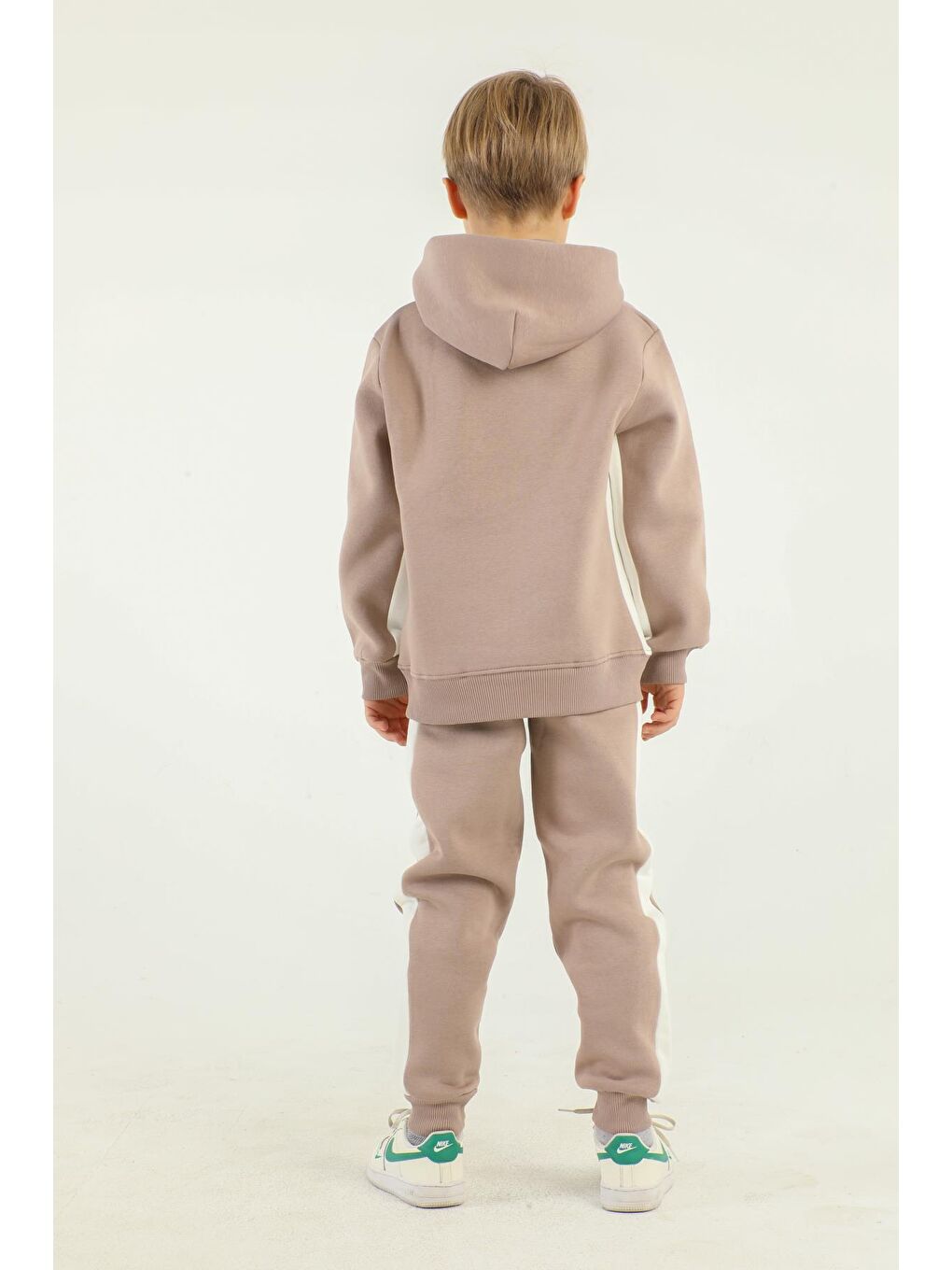 Kahverengi Kapüşonlu Kargo Cepli Baskı Detaylı Erkek Çocuk Eşofman Takımı-5