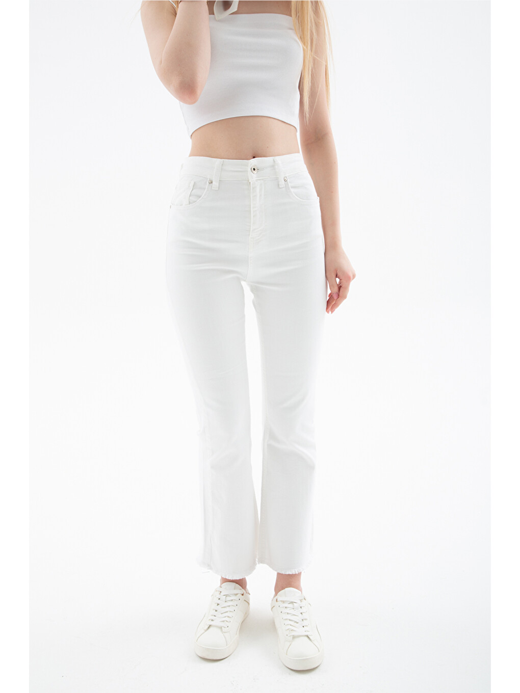 Beyaz Pamuklu Yüksek Bel Bol Paça Kadın Jeans 26Y0294K1-2