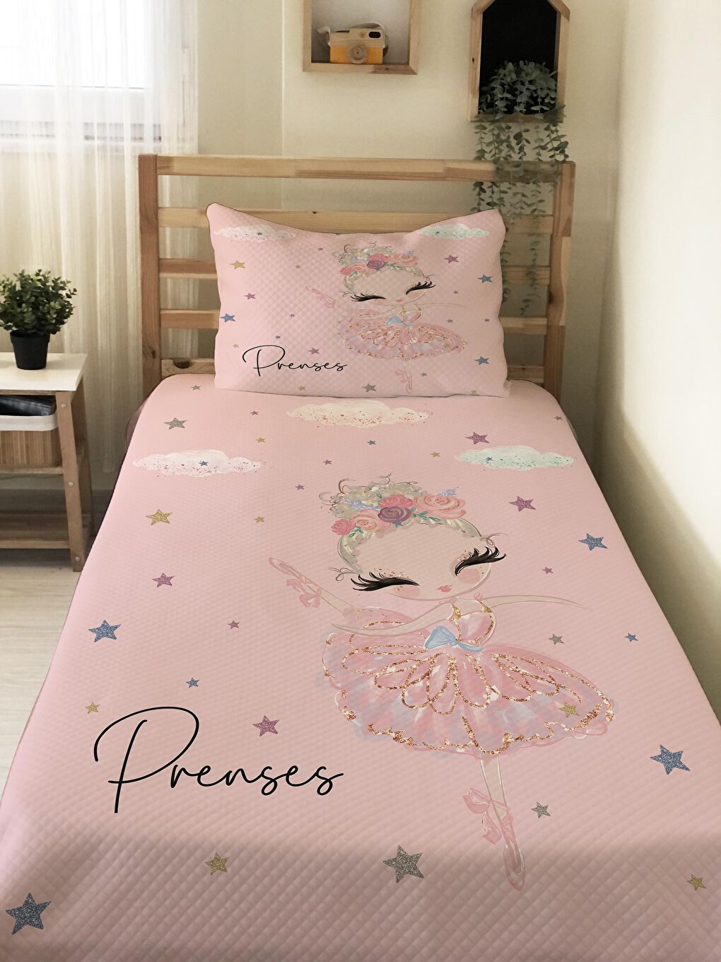 Karışık Prenses Kız Desen Tek Kişilik Çocuk Pike Takımı 160x220 cm