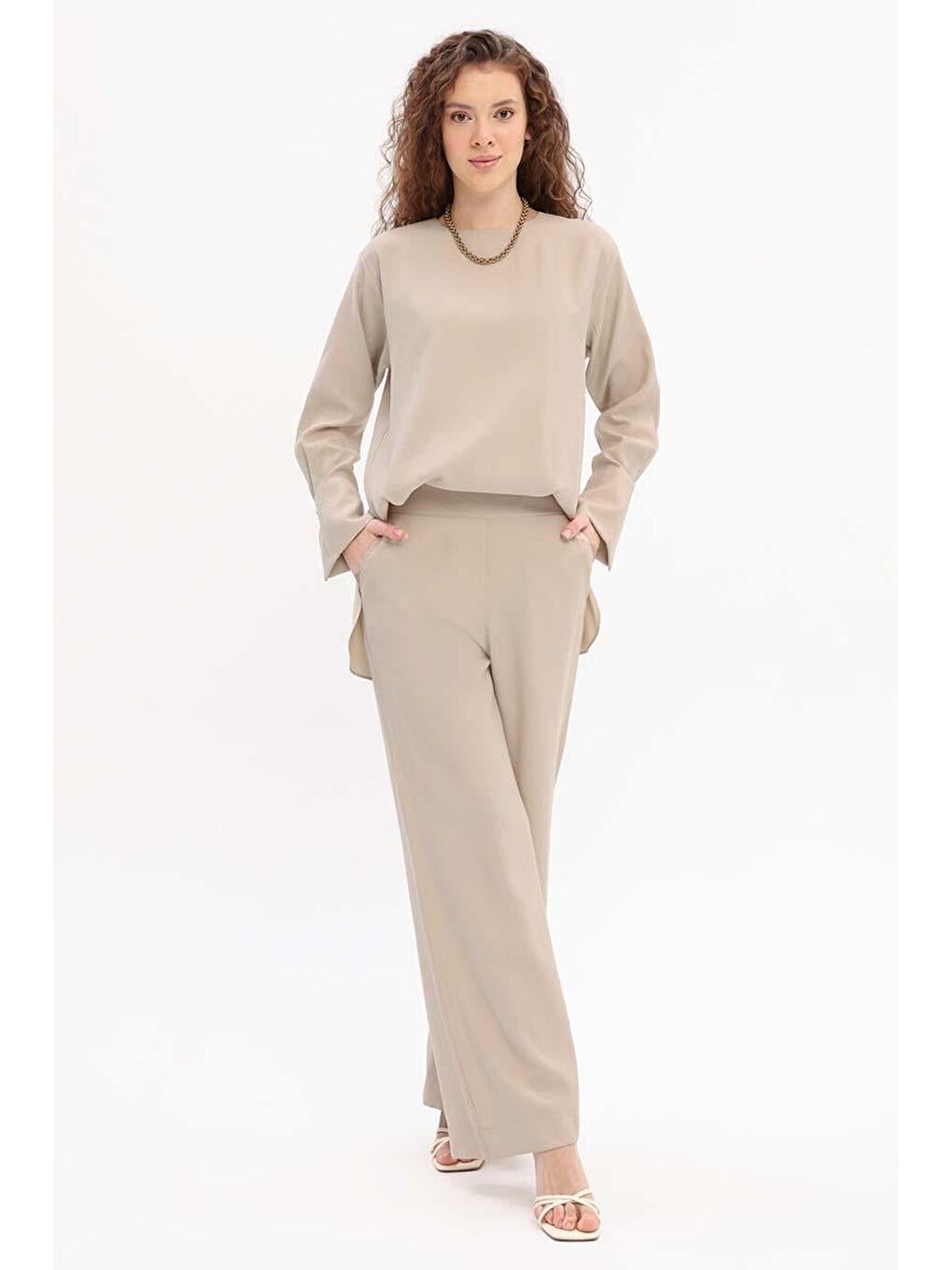 Ekru-Yırtmaçlı Pantolonlu Takım-4