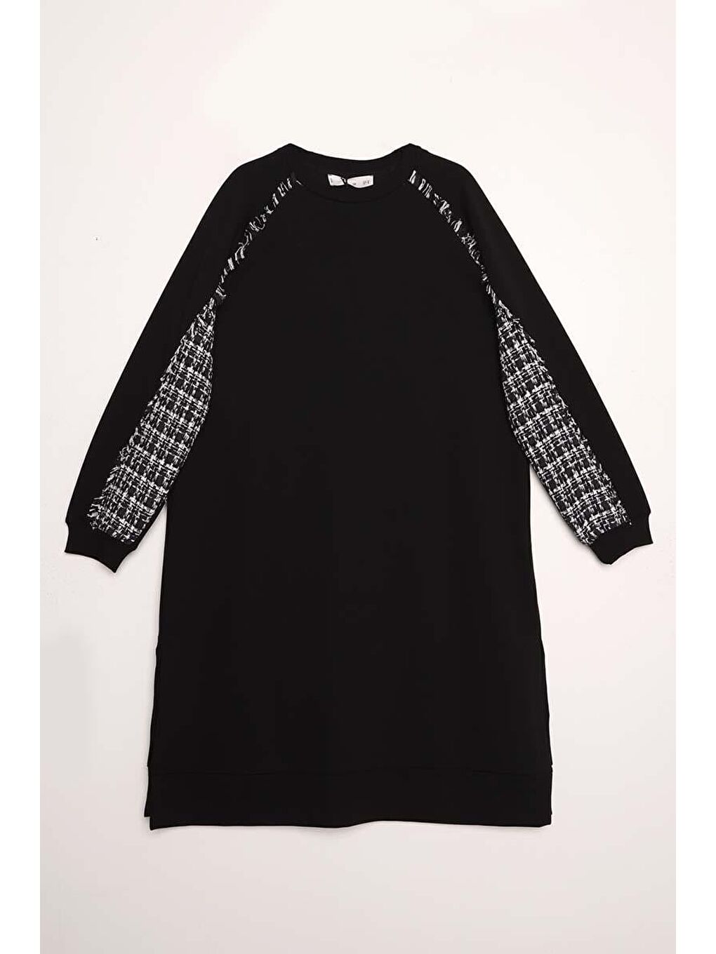 Siyah-Tüvit Garni Detaylı Pantolon Takımı-7