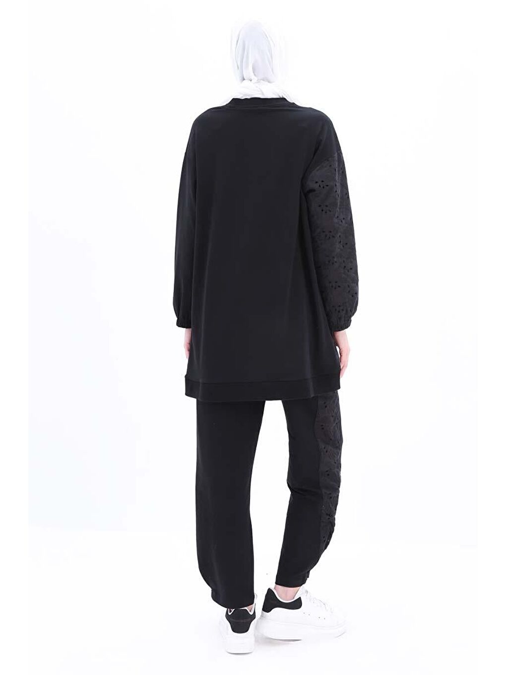 Siyah-Fisto Garnili Pantolonlu Takım-3