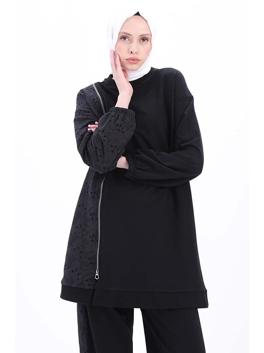 Siyah-Fisto Garnili Pantolonlu Takım-4