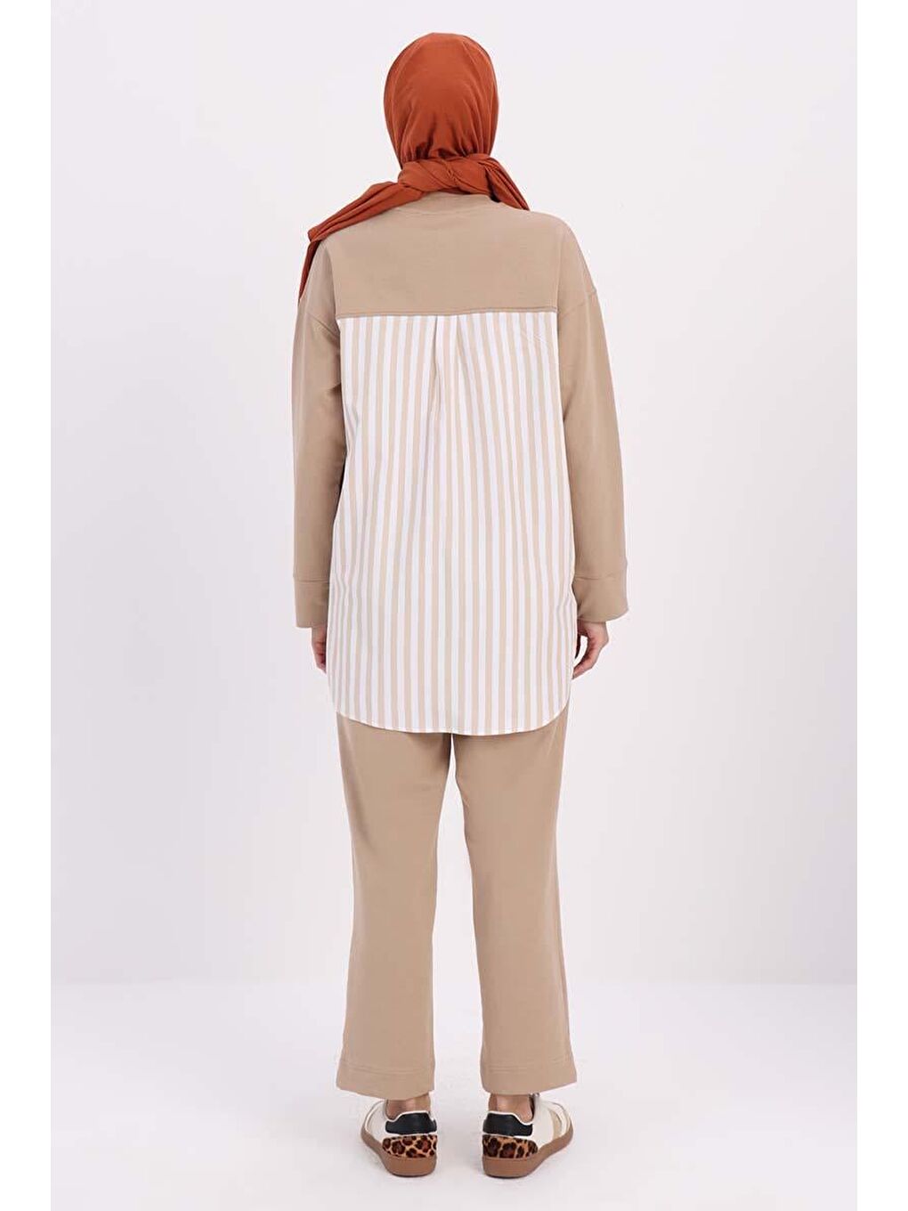 Bej-Gömlek Garnili Büyük Beden Pantolonlu Takım-2