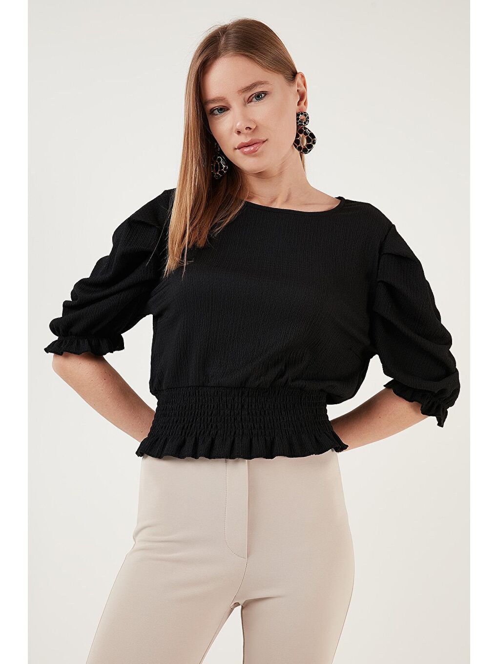 Siyah Gipeli Bisiklet Yaka Balon Kollu Krinkıl Esnek Bluz 5865018-2