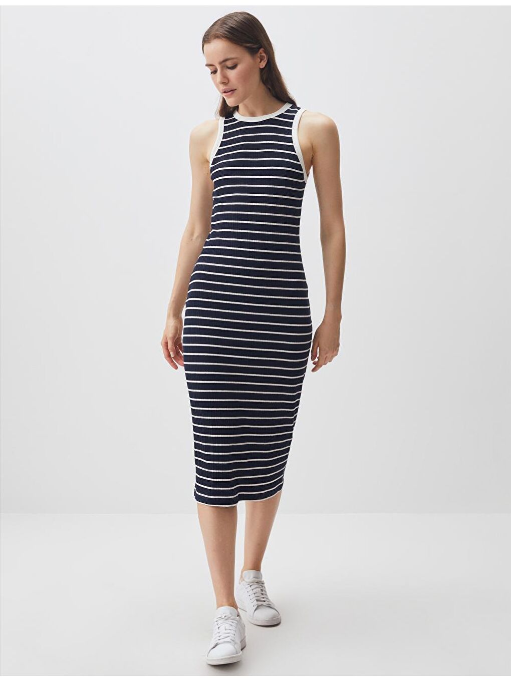 Lacivert Kolsuz Çizgi Desenli Midi Elbise