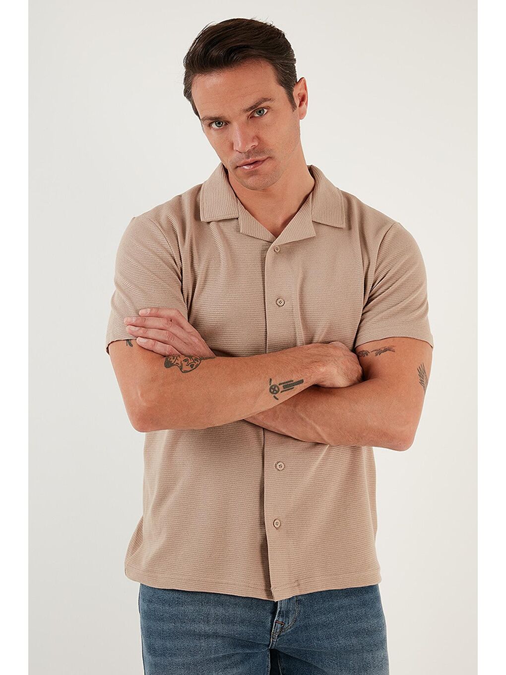 Kahverengi Pamuklu Regular Fit Kısa Kollu Gömlek 5902640-5