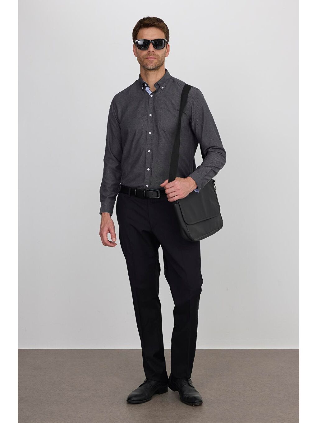 Gri Klasik Fit Uzun Kollu Düğmeli Yaka Pamuklu Kolay Ütü Oxford Düz Erkek Gömlek-5