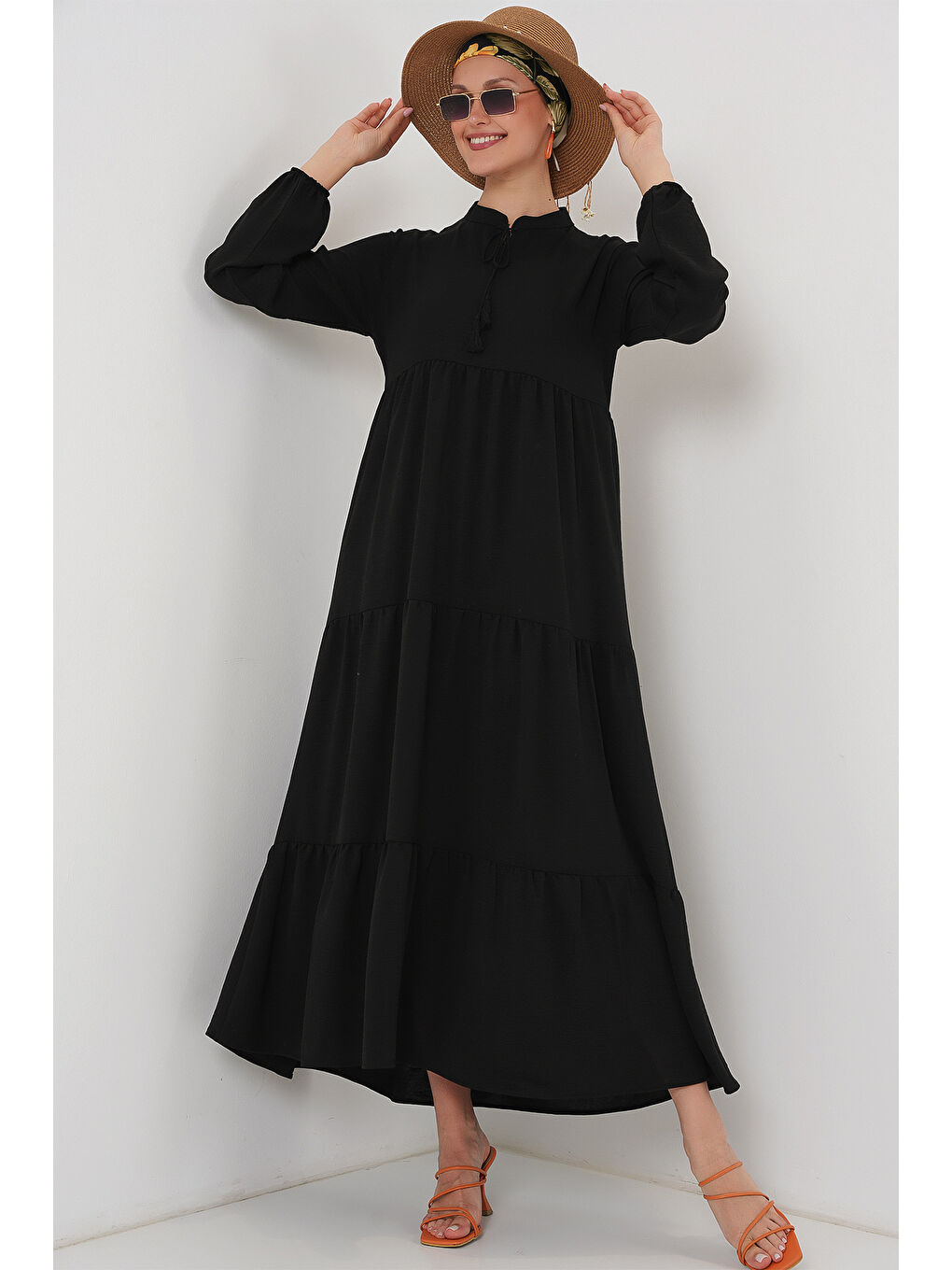 1627 Yaka Bağcıklı Tesettür Elbise - Siyah-2