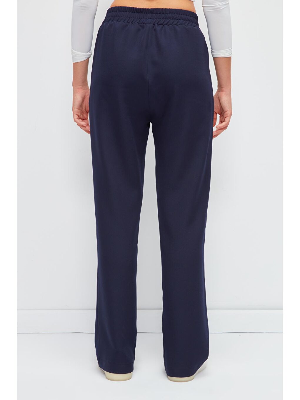 Lacivert Düz Renk Beli Lastikli Şık Pantolon-3