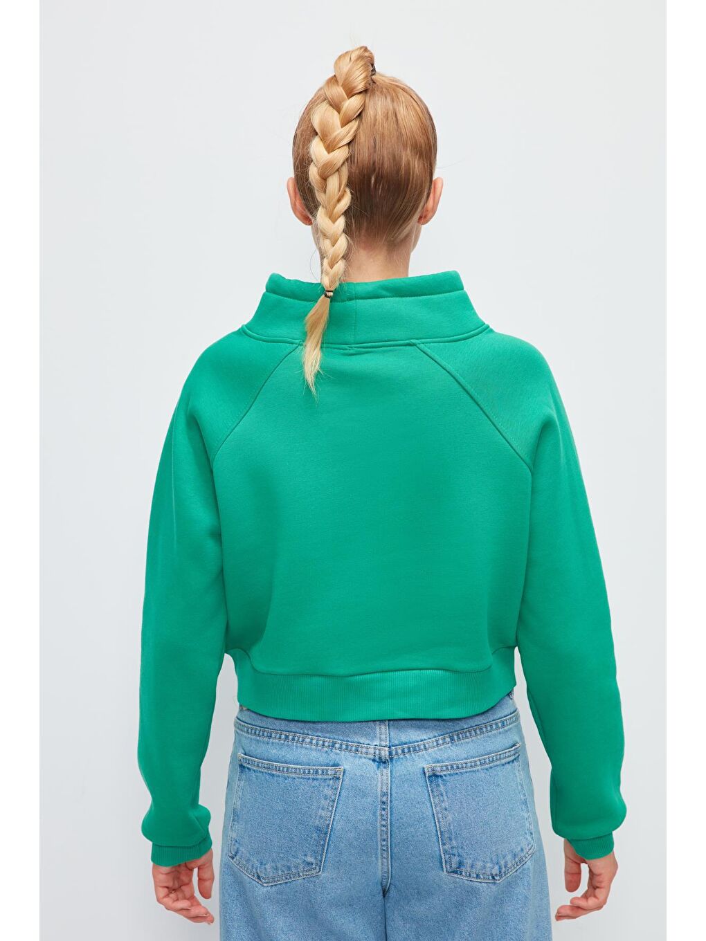 Yeşil Düz Renk Kordon Detaylı Kısa Sweatshirt-3