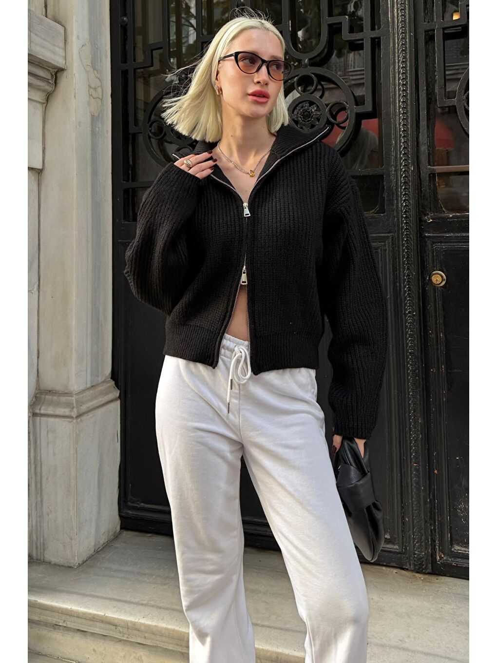 Siyah Fermuarlı Kadın Triko Hırka Mg2532