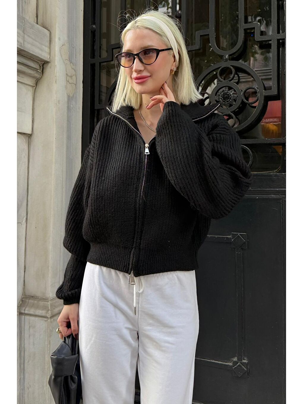 Siyah Fermuarlı Kadın Triko Hırka Mg2532-2