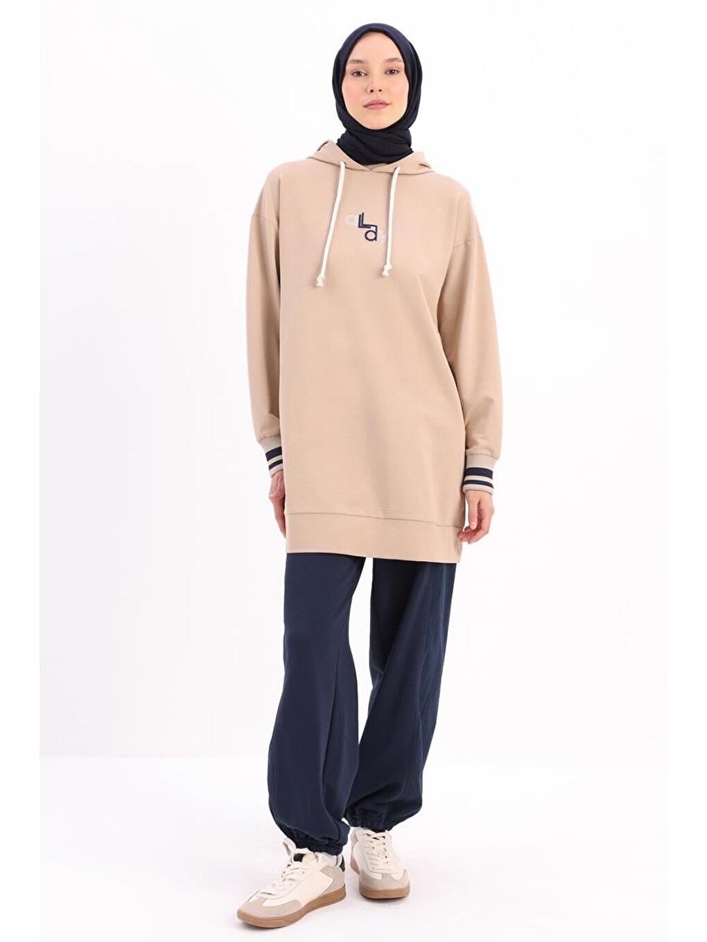 Bej-Nakışlı Manşeti Ribanalı Sweat-1