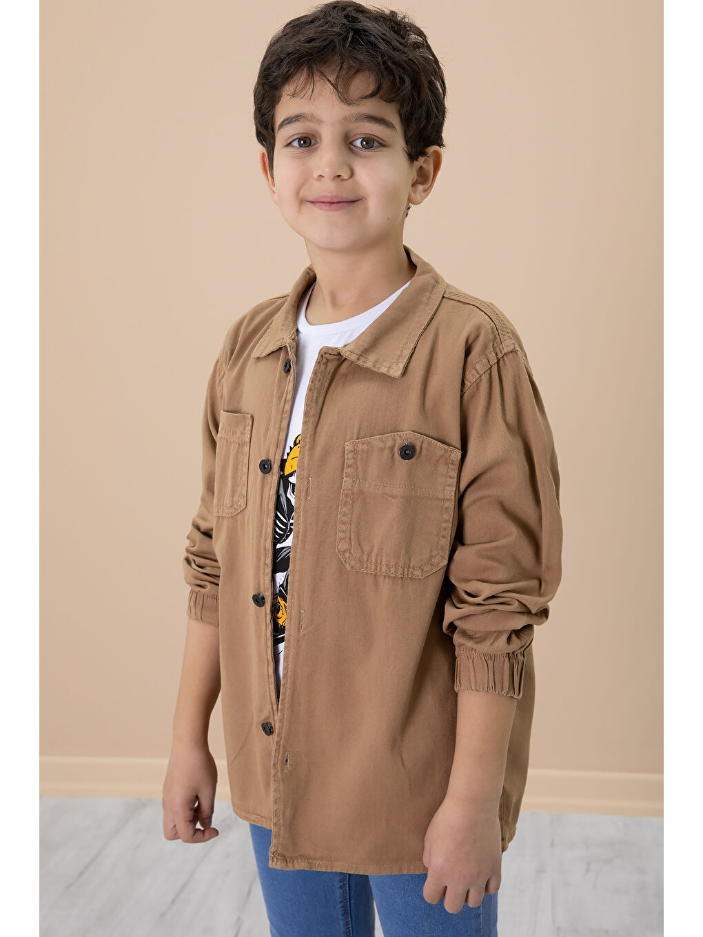 Kahverengi Kahve Gömlek ve Baskılı Tişörtlü Erkek Çocuk 2li Takım 19990-1