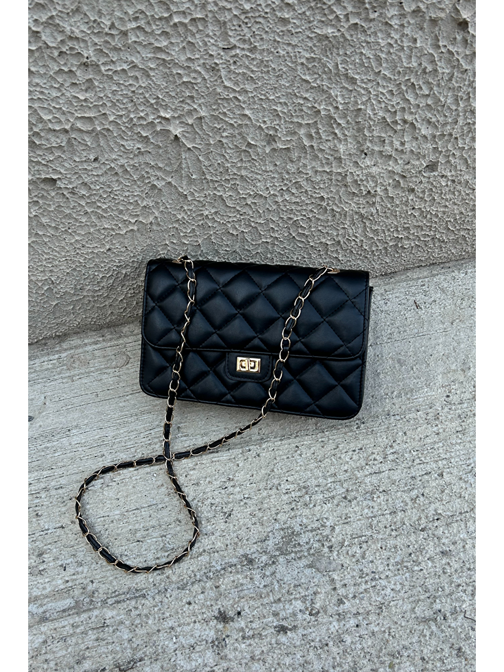 Siyah Uzun Askılı Kapitone Kadın Omuz Çantası Lprb004-1