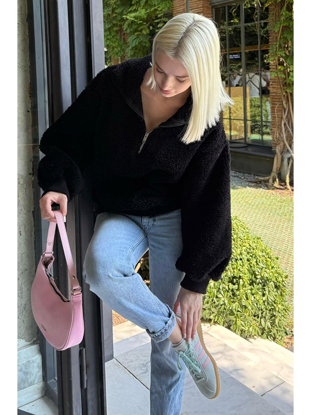 Siyah Pelüş Fermuar Yaka Sweatshirt Mg1413-3