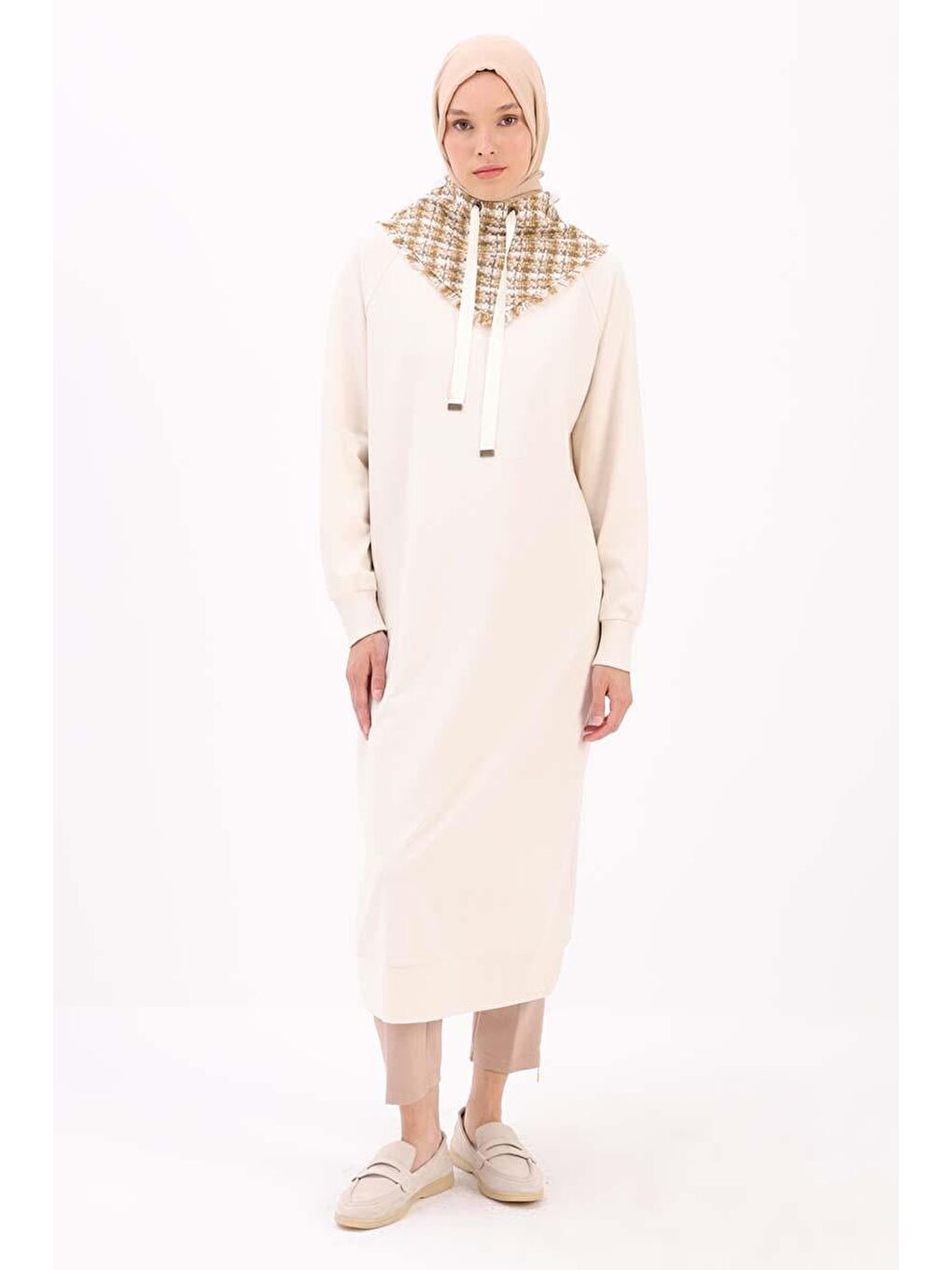 Bej Taş-Tüvit Garnili Elastanlı Uzun Sweat-1