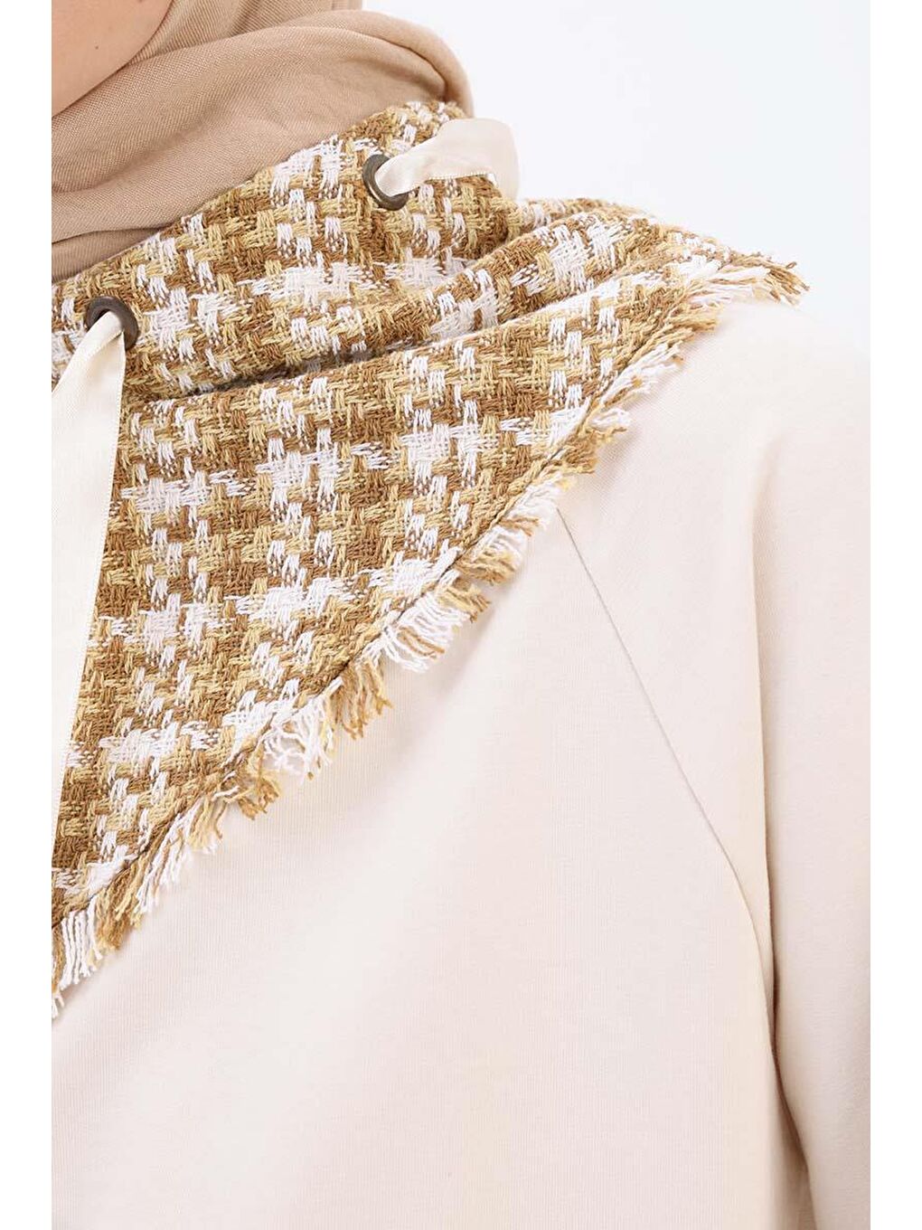 Bej Taş-Tüvit Garnili Elastanlı Uzun Sweat-4