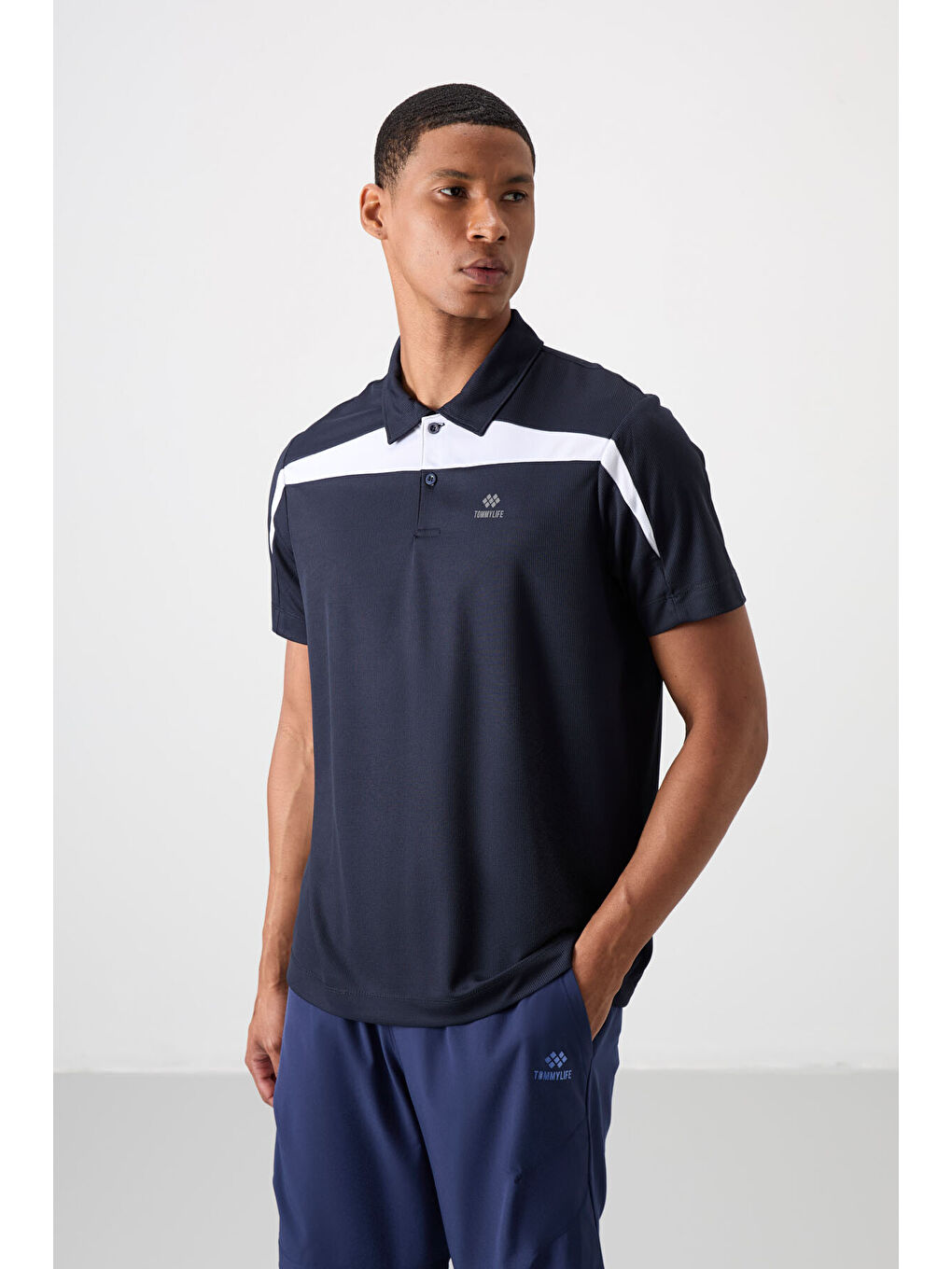 Lacivert Polyester Nefes Alan Dokulu İnce Esnek Standart Fit Polo Yaka Erkek Performans Tişört - 8-6