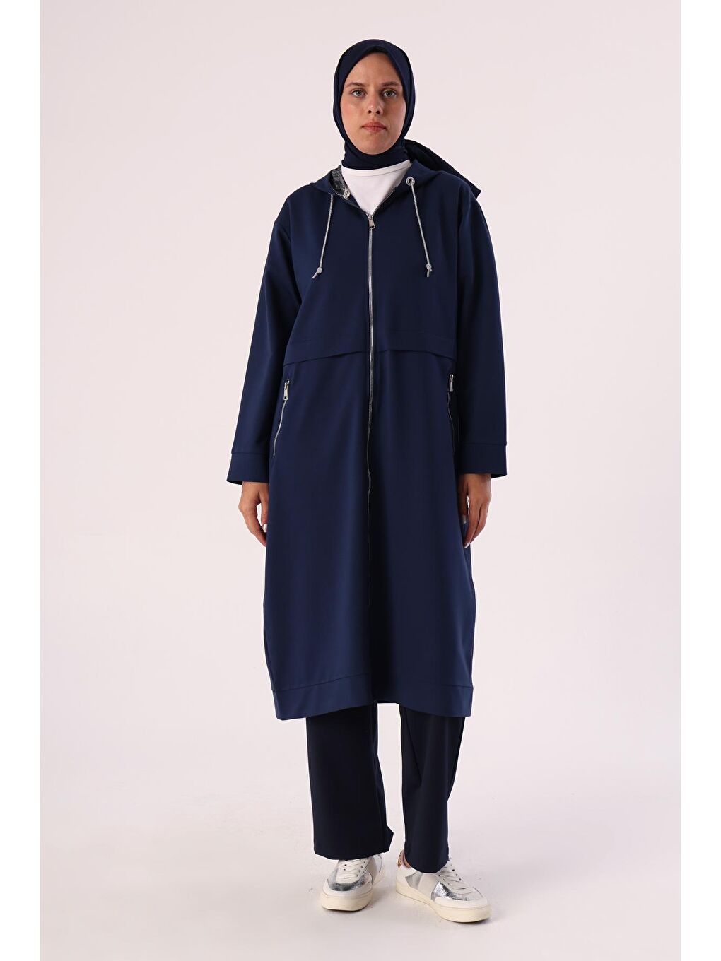 İndigo Simli Garnili Fermuarlı Uzun Sweat Hırka-1