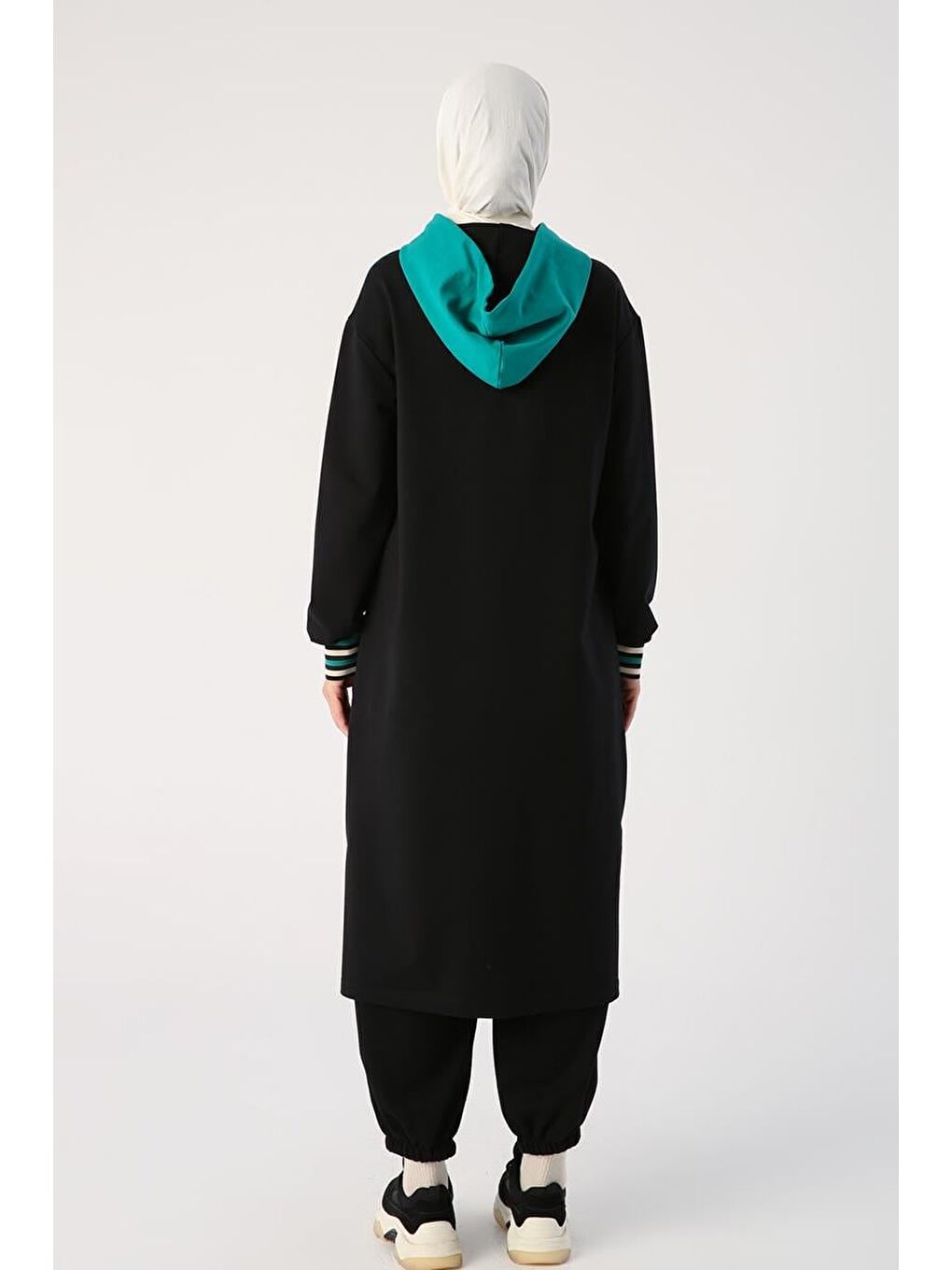 Siyah İki Renkli Kapüşonlu Sweat Tunik-2