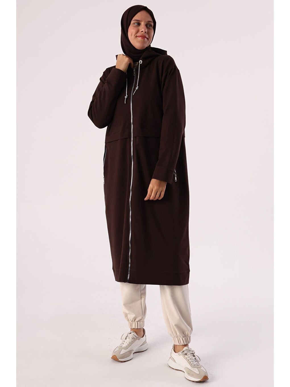 Kahverengi Acı Kahve Simli Garnili Fermuarlı Uzun Sweat Hırka