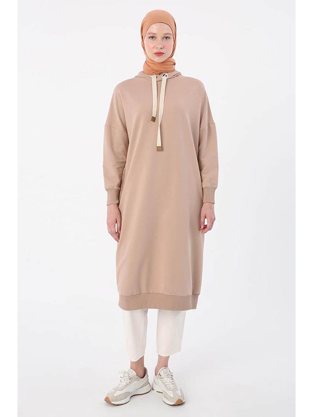 Bej Kuşgözlü Kapüşonlu Cepli Sweat Tunik-1