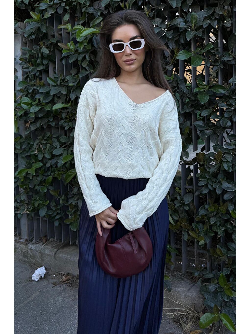 Ekru V Yaka Örgü Desen Oversize Kadın Kazak Mg2519-3