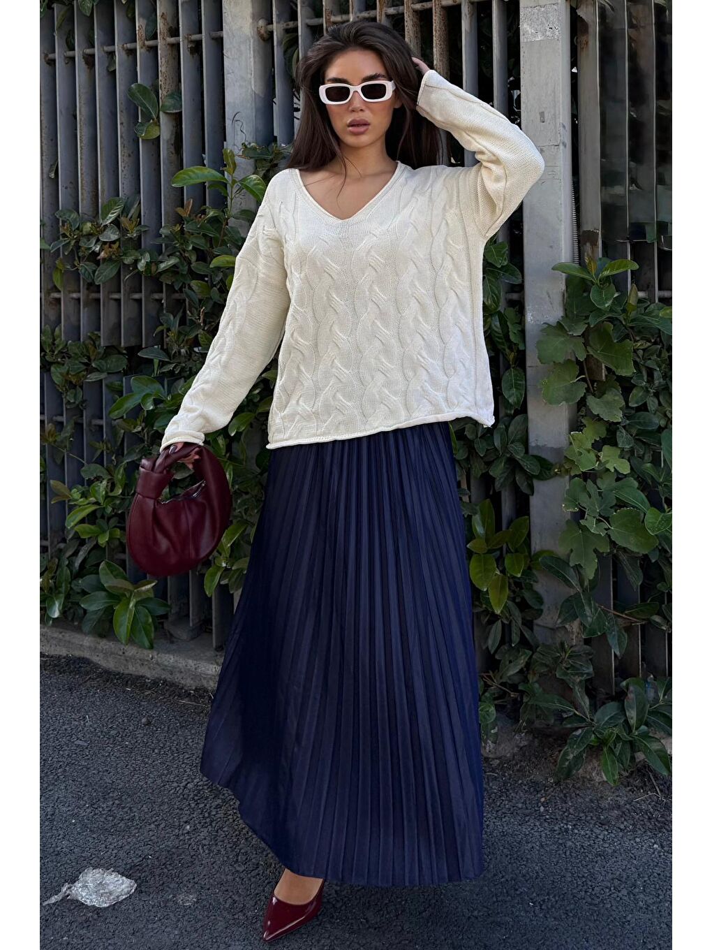 Ekru V Yaka Örgü Desen Oversize Kadın Kazak Mg2519-4