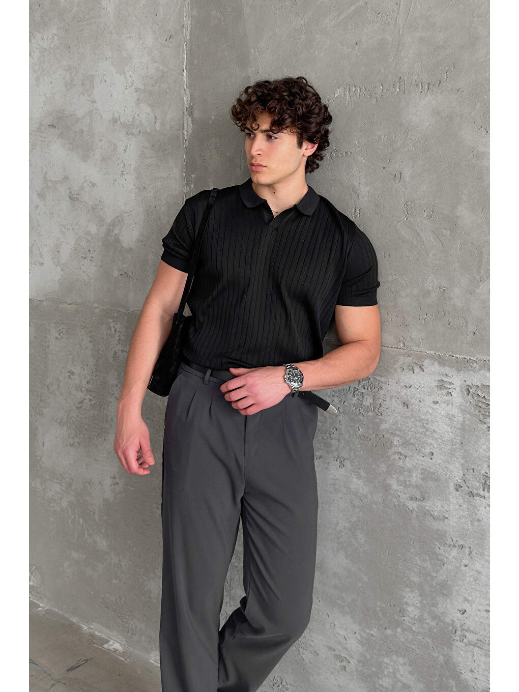 Siyah Erkek Oversize Fitilli Polo Yaka İnce Triko Tişört-4