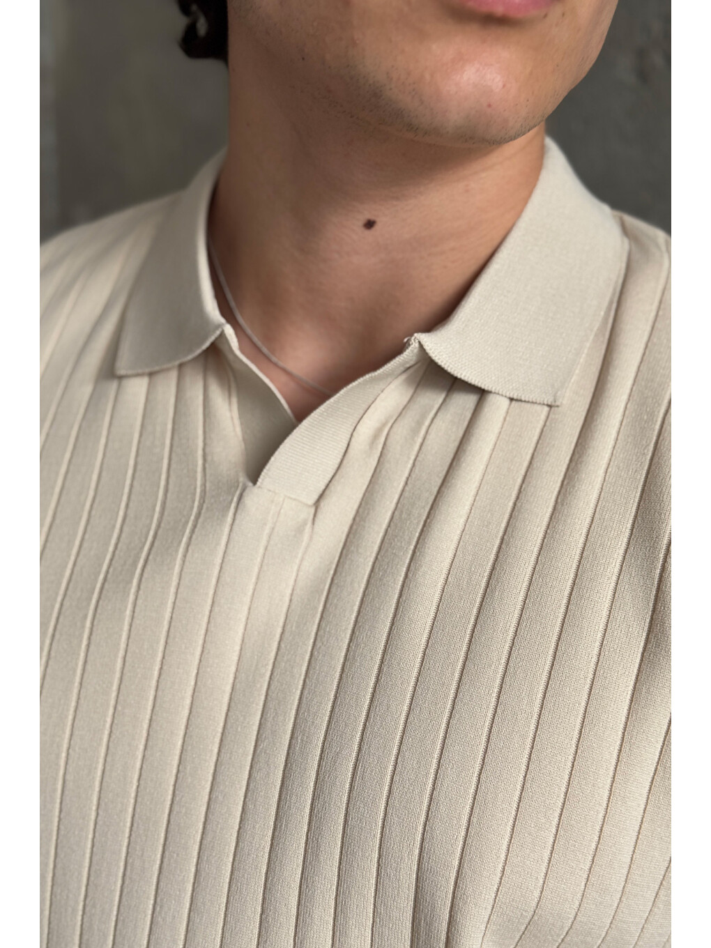 Bej Erkek Oversize Fitilli Polo Yaka İnce Triko Tişört-3