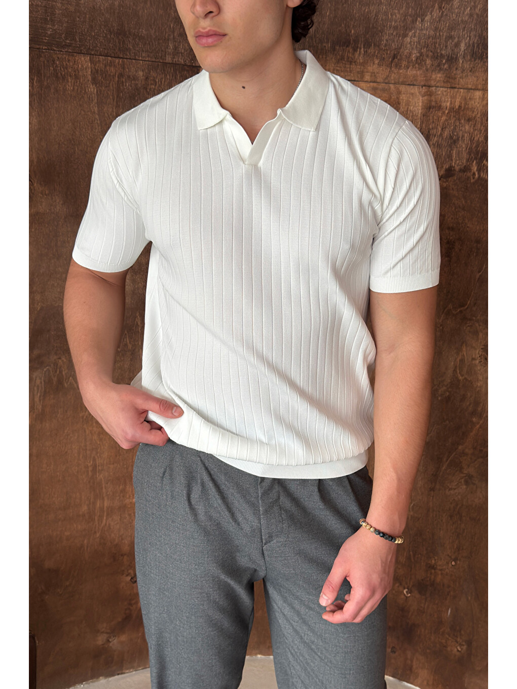 Beyaz Erkek Oversize Fitilli Polo Yaka İnce Triko Tişört-2