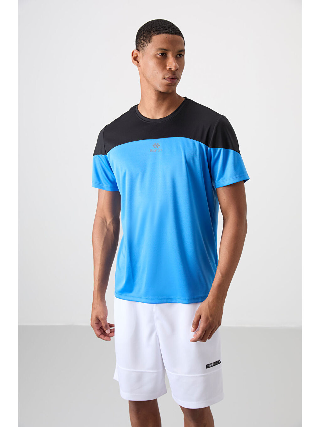 Mavi Saks Polyester Nefes Alan Dokulu İnce Esnek Standart Fit Erkek Performans Tişört - 88386