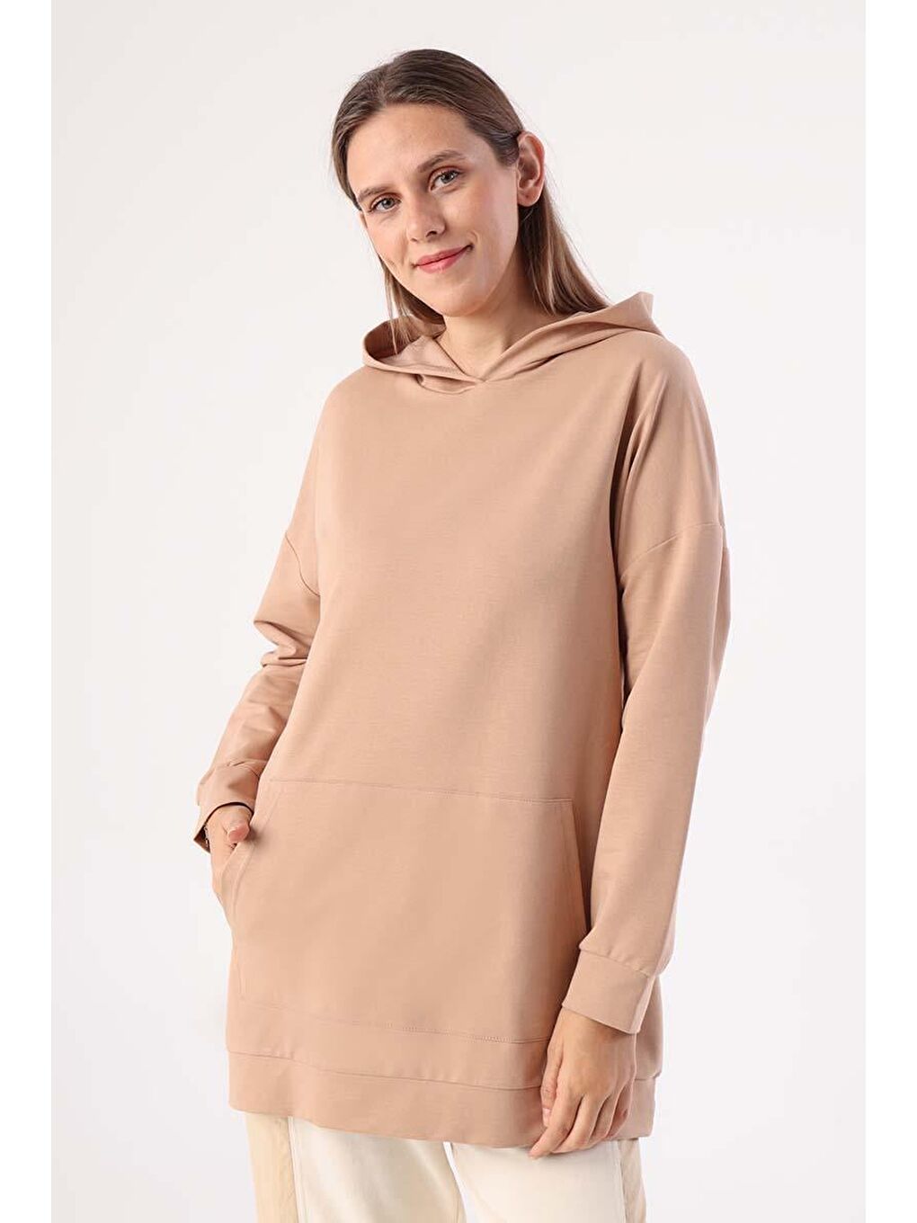 Bej Kapüşonlu Kanguru Cepli Sweat