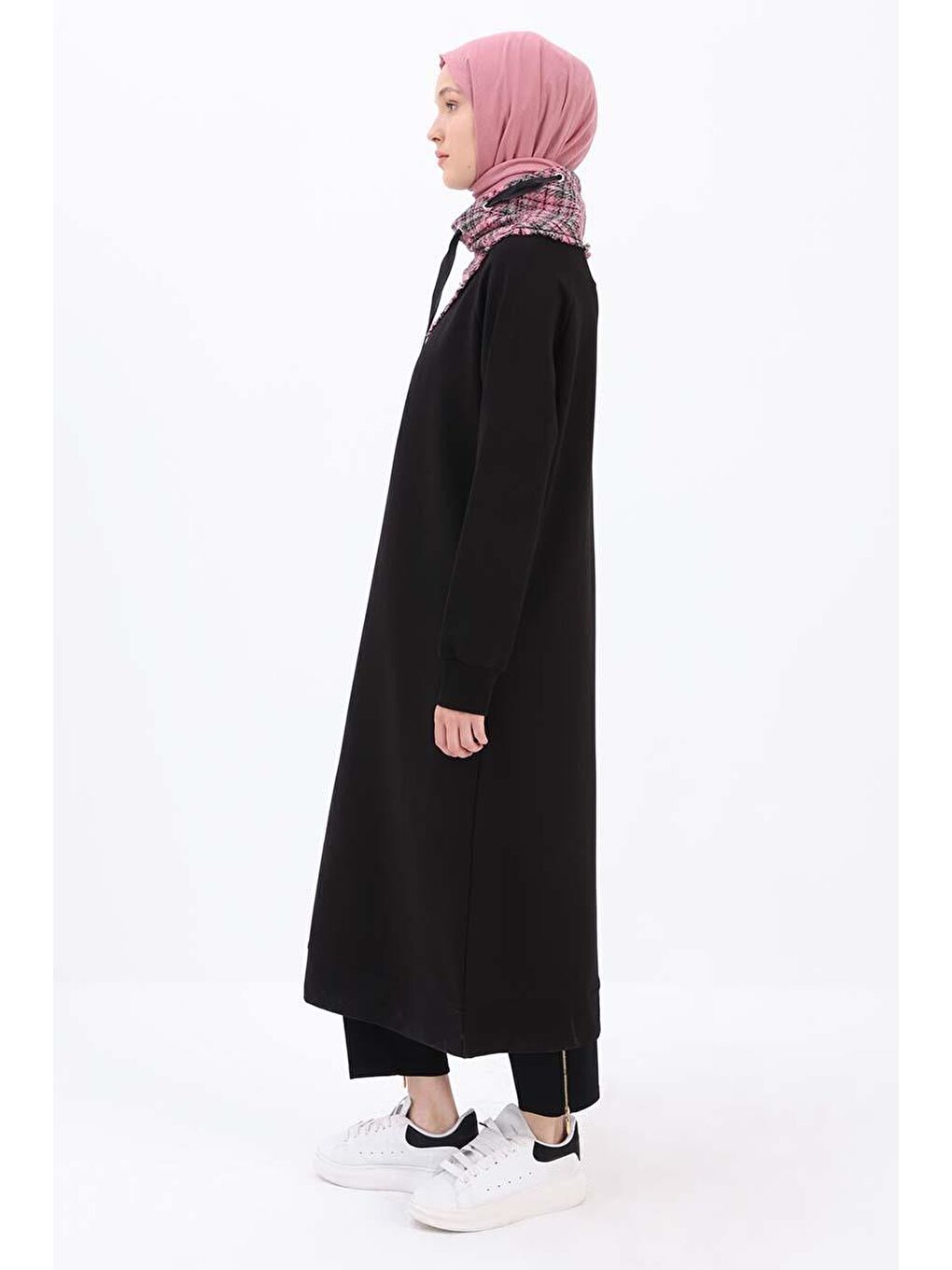 Siyah-Tüvit Garnili Elastanlı Uzun Sweat-1