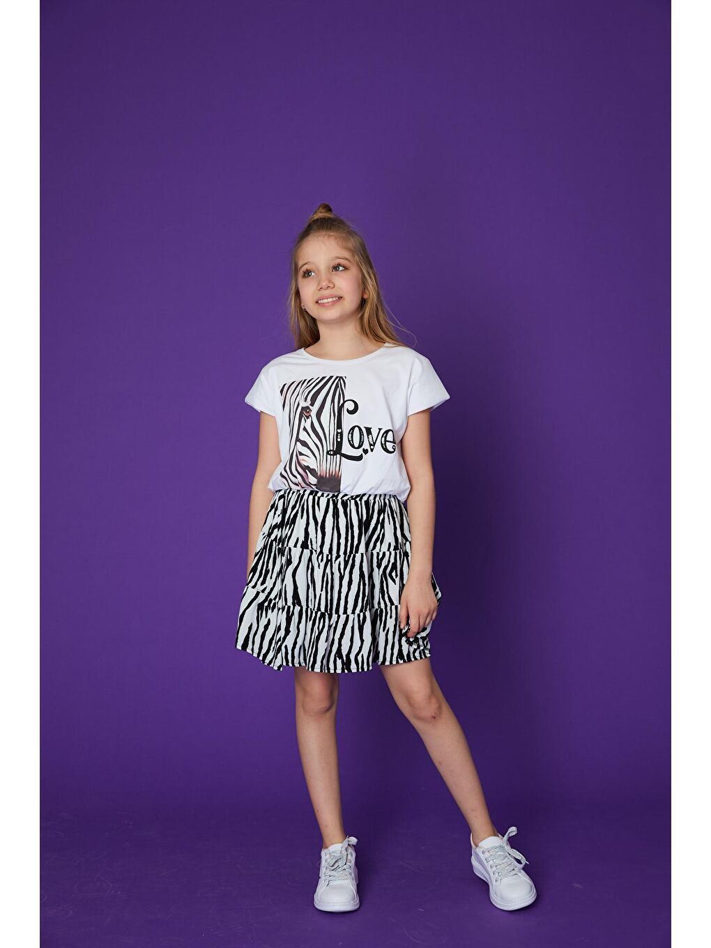 Beyaz Kız Çocuk Baskılı Rahat Love Bluz-1