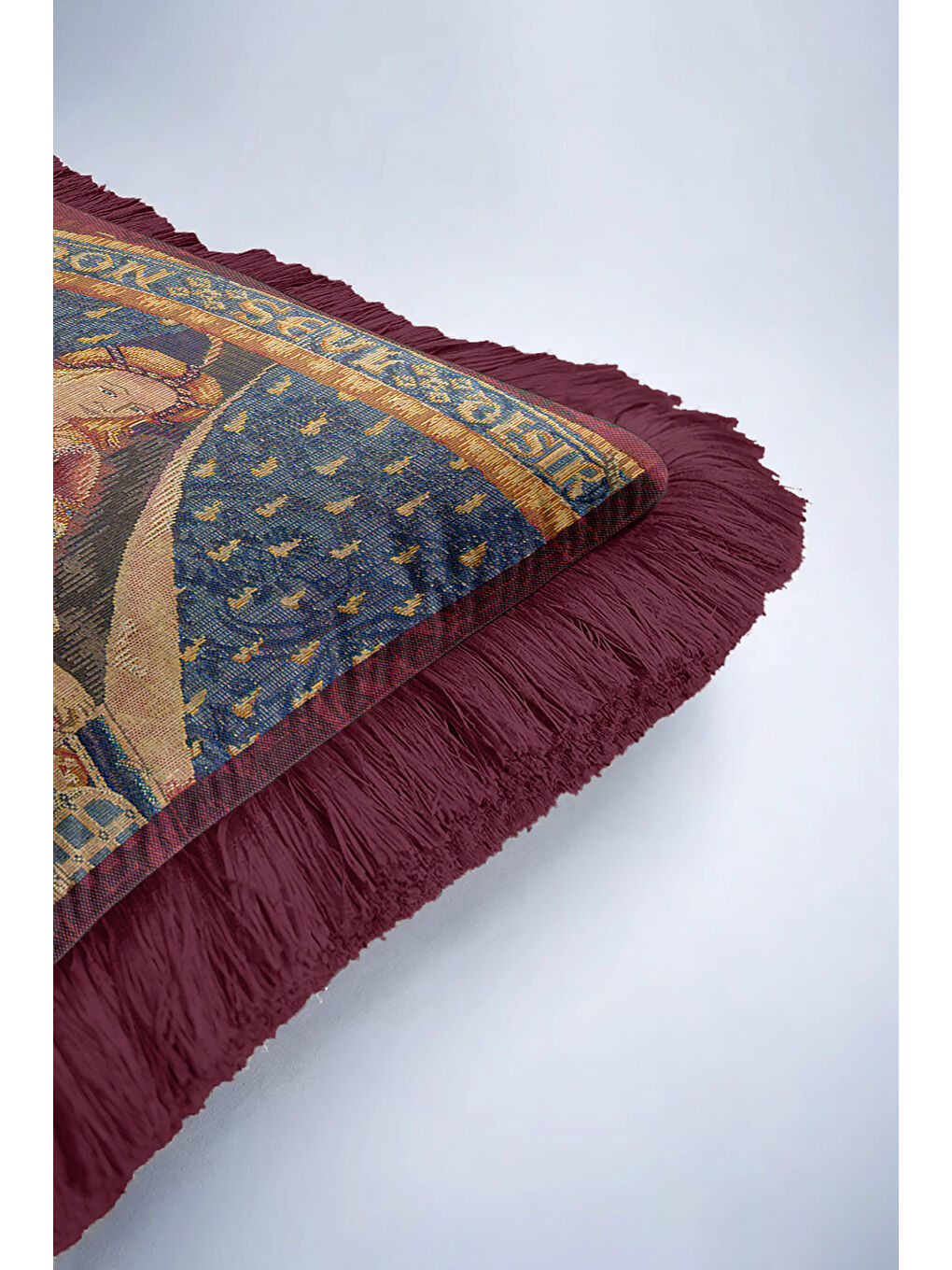 Karışık Orta Çağ Zarif Saçaklı Yastık Kılıfı - Şato Temalı Klasik Bordo Altın Renkli Püsküllü Kırlent Kılıfı-6