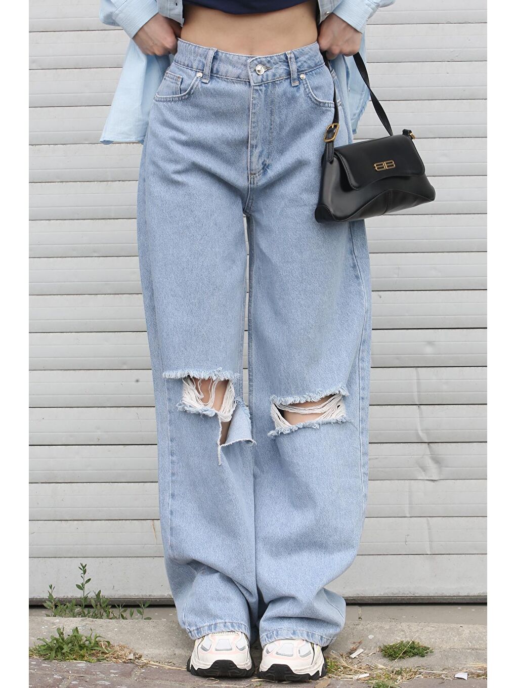 Mavi Regular Fit Yırtık Detaylı Kadın Jean Mg1184-2