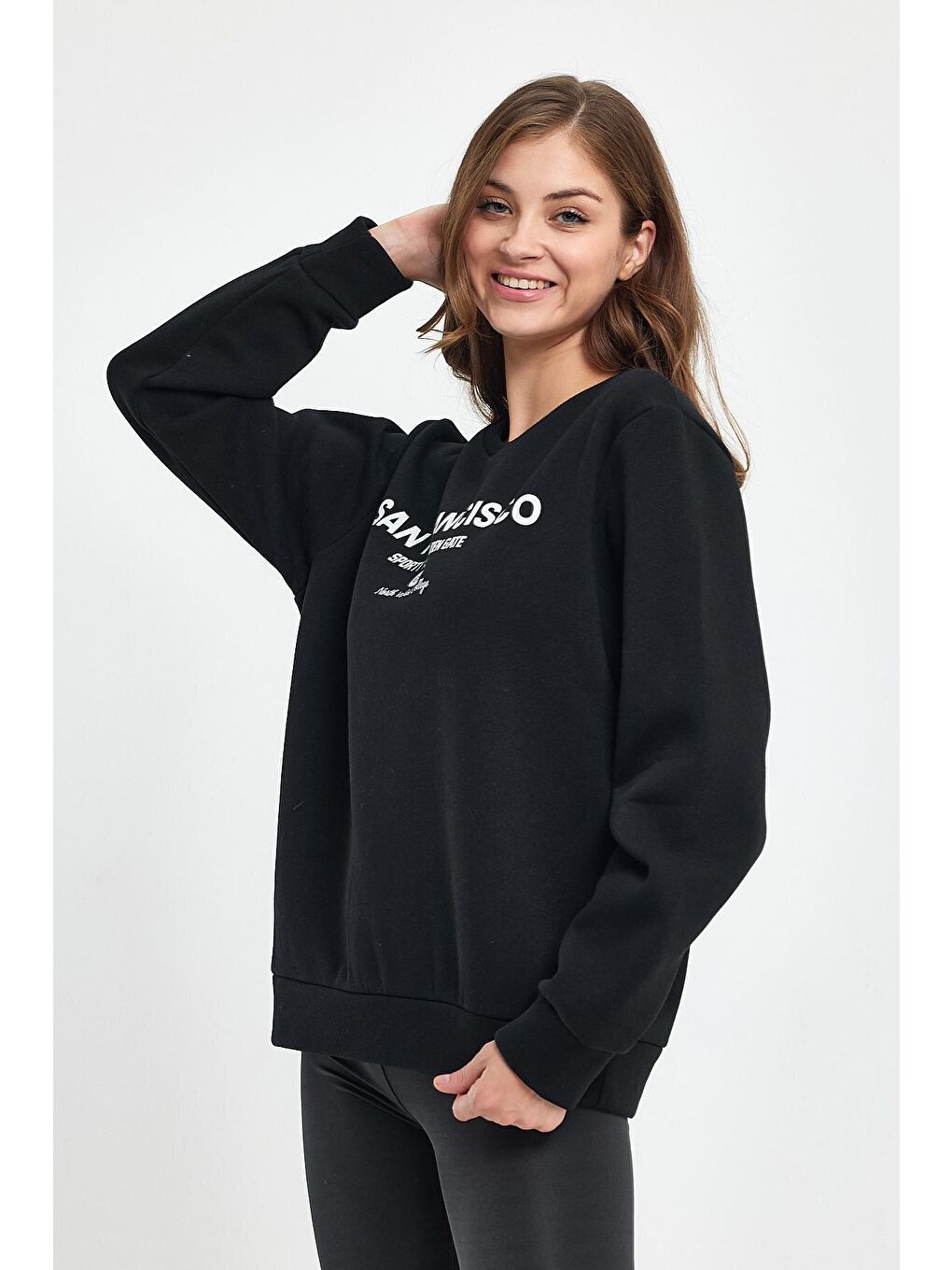 Siyah Kadın Bisiklet Yaka Rahat Kalıp İçi Polarlı 3 iplik San Francisco Baskılı Swetashırt Spr24swk27