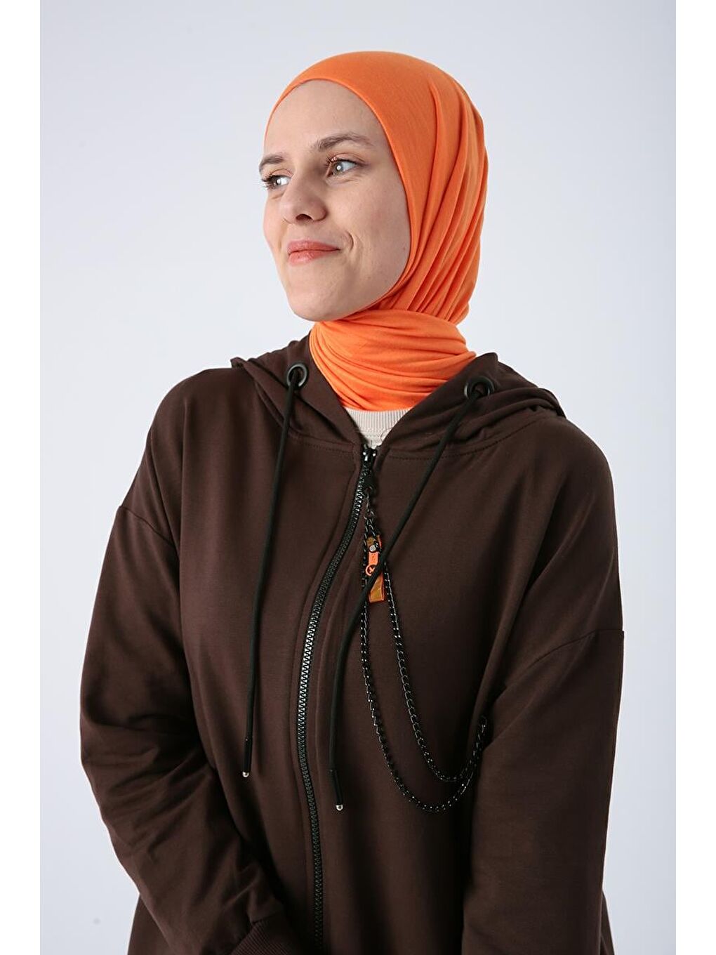 Kahverengi Koyu Kahve-Kapüşonlu Zincir Detaylı Fermuarlı Elastanlı Sweat Hırka-4