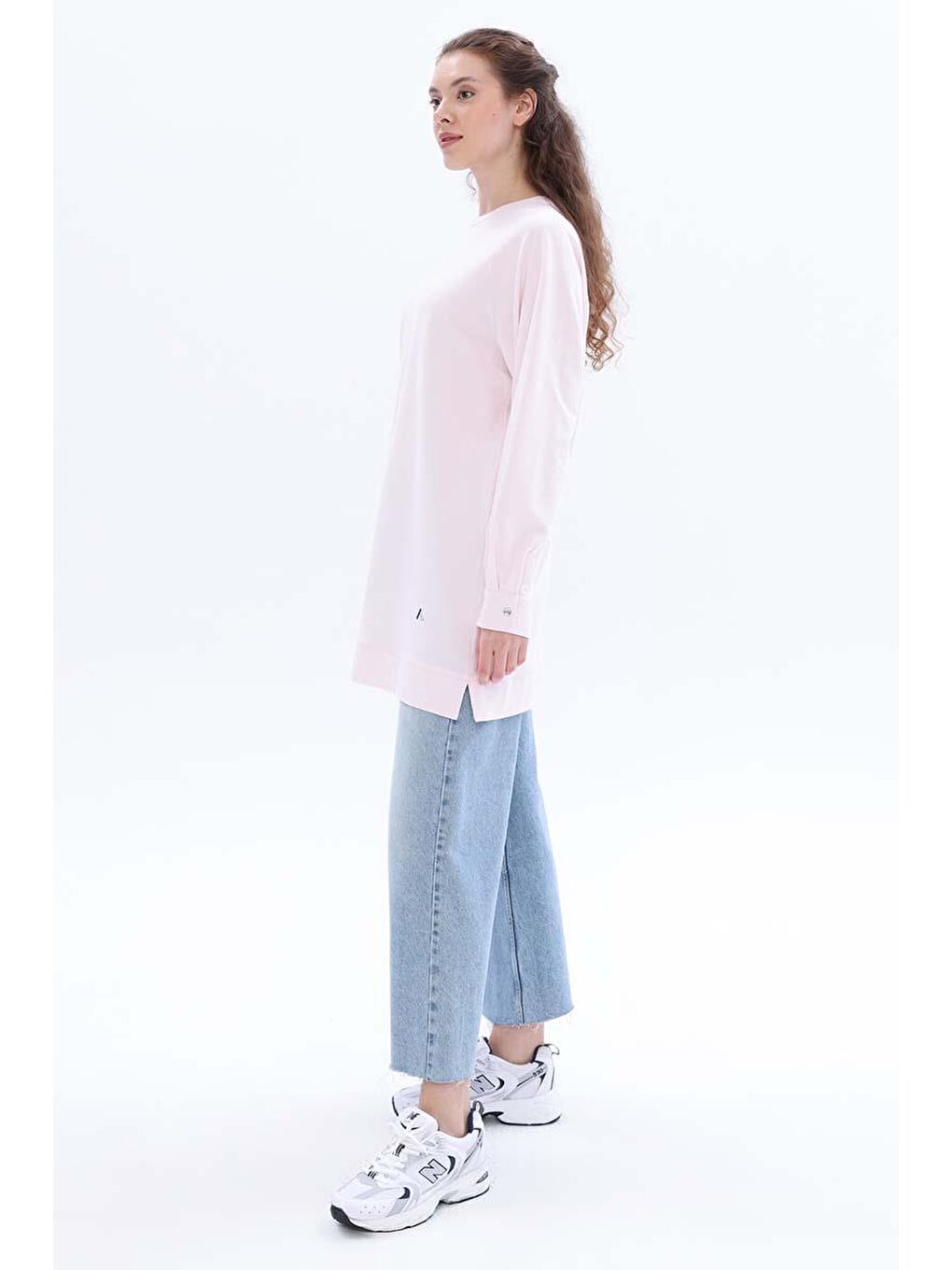 Açık Pembe-Pamuklu Reglan Kol Manşetli Yanları Yırtmaçlı Elastanlı Sweat-2