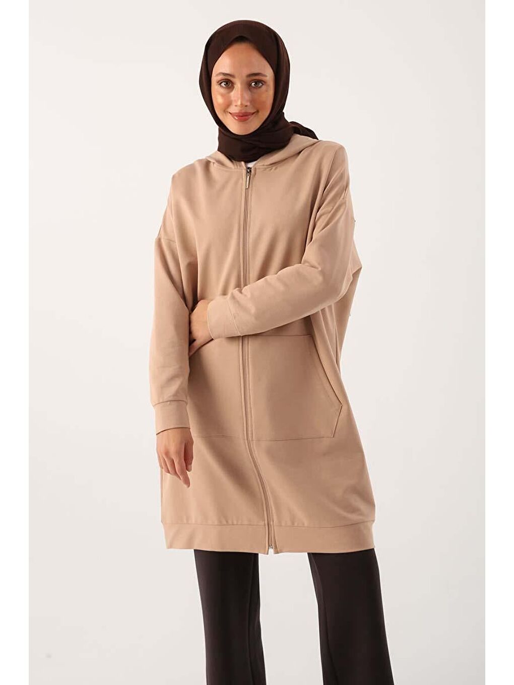 Bej Kapüşonlu Fermuarlı Sweat Hırka-4