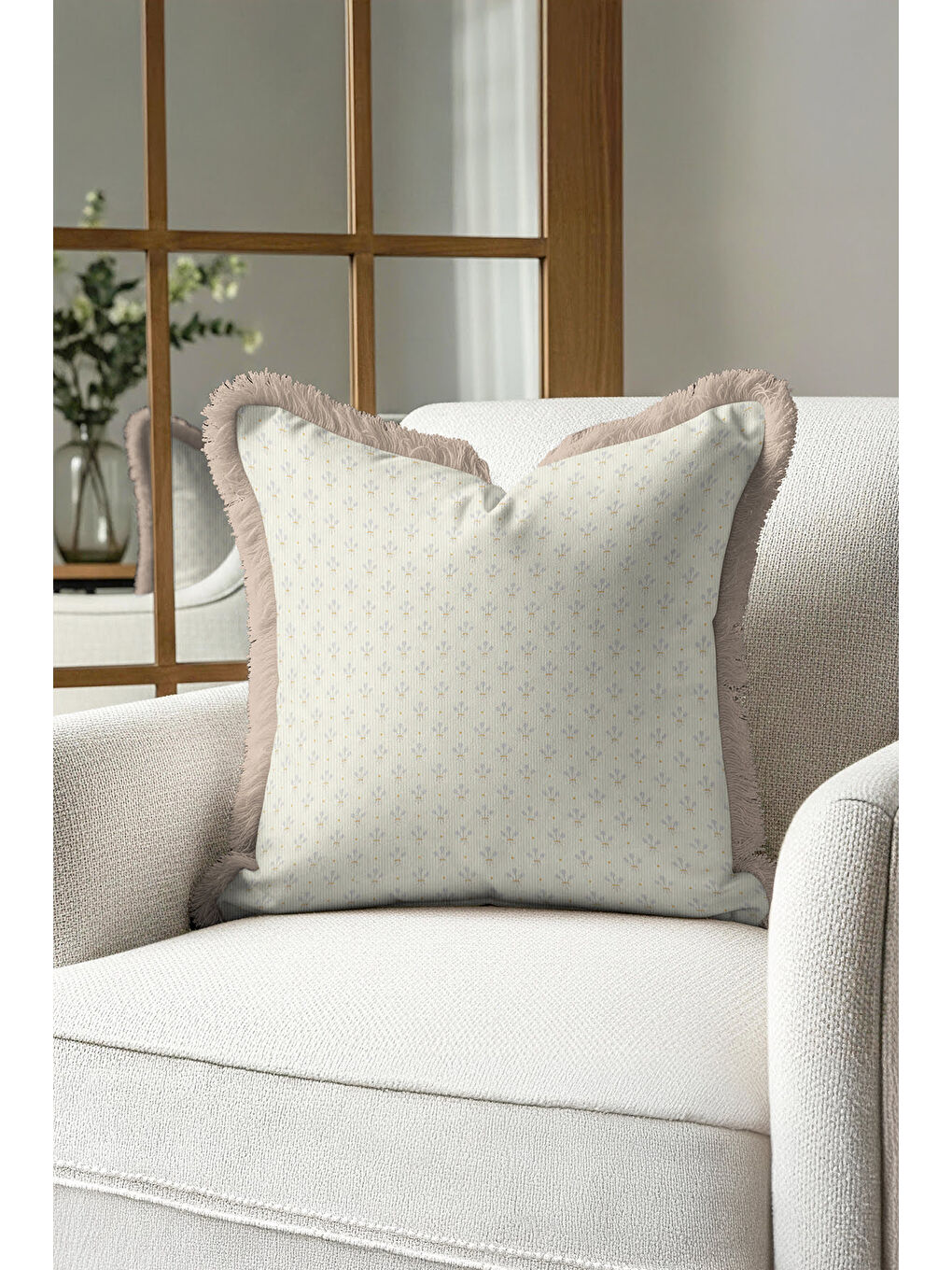 Karışık Zarif Lale Motifli Saçaklı Yastık Kılıfı - Pastel Krem Bohem Yumuşak Bej Püsküllü Kırlent Kılıfı-1