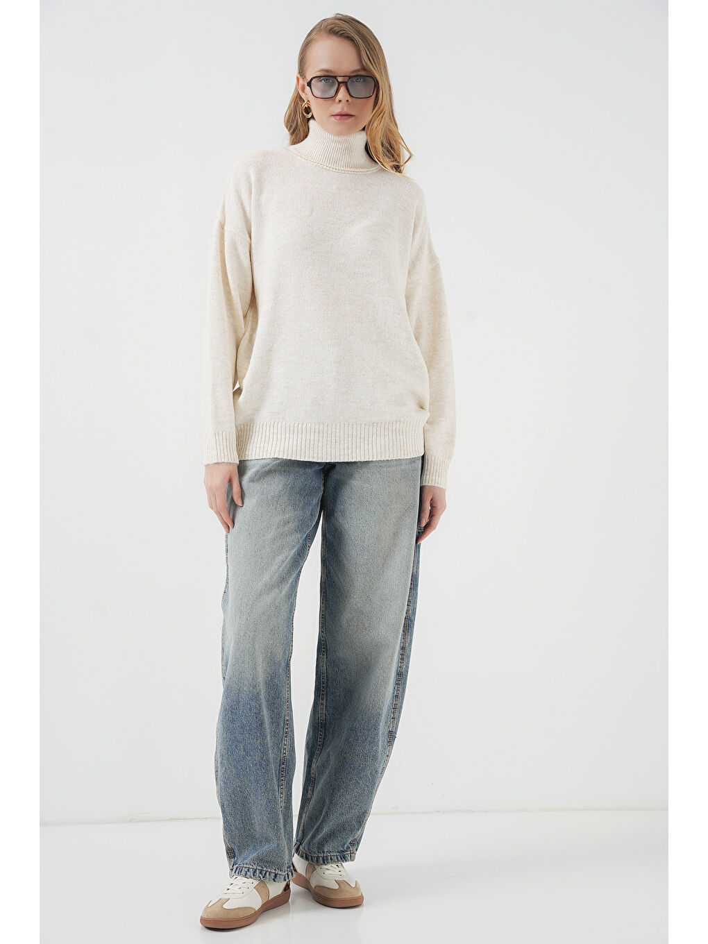 15917 Kadın Balıkçı Yaka Oversize Triko Kazak - Ekru-1