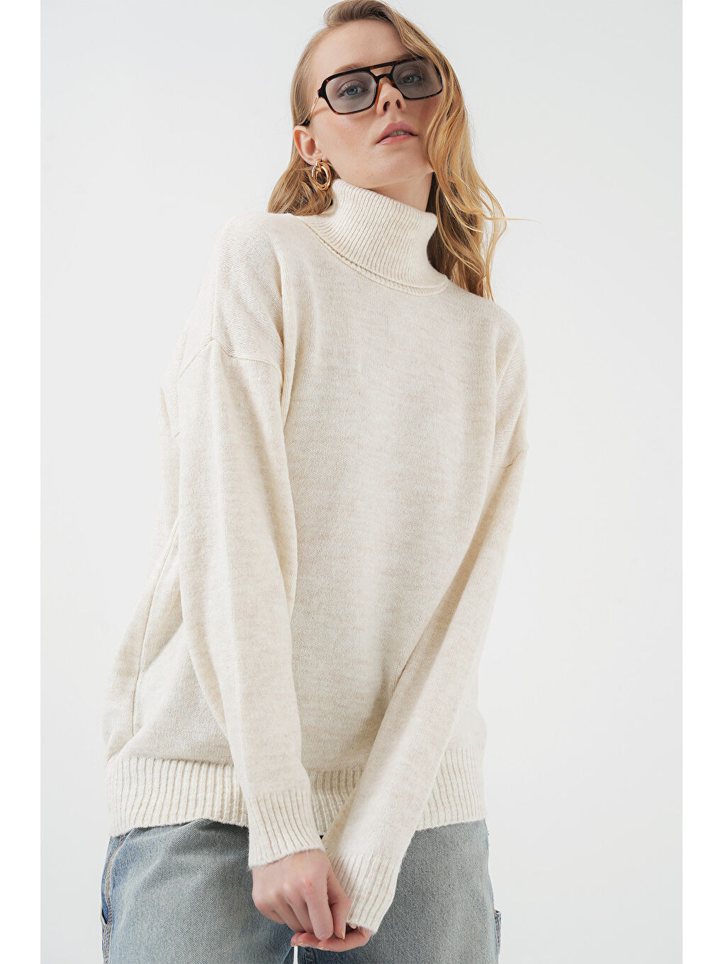 15917 Kadın Balıkçı Yaka Oversize Triko Kazak - Ekru-3