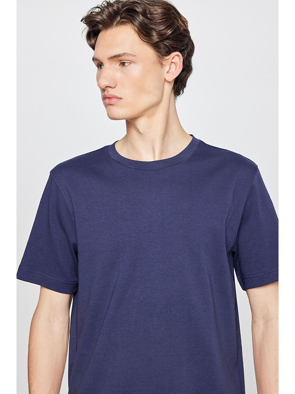 %100 Pamuk Regular Fit Normal Kesim Bisiklet Yaka Lacivert Basic Tişört-3